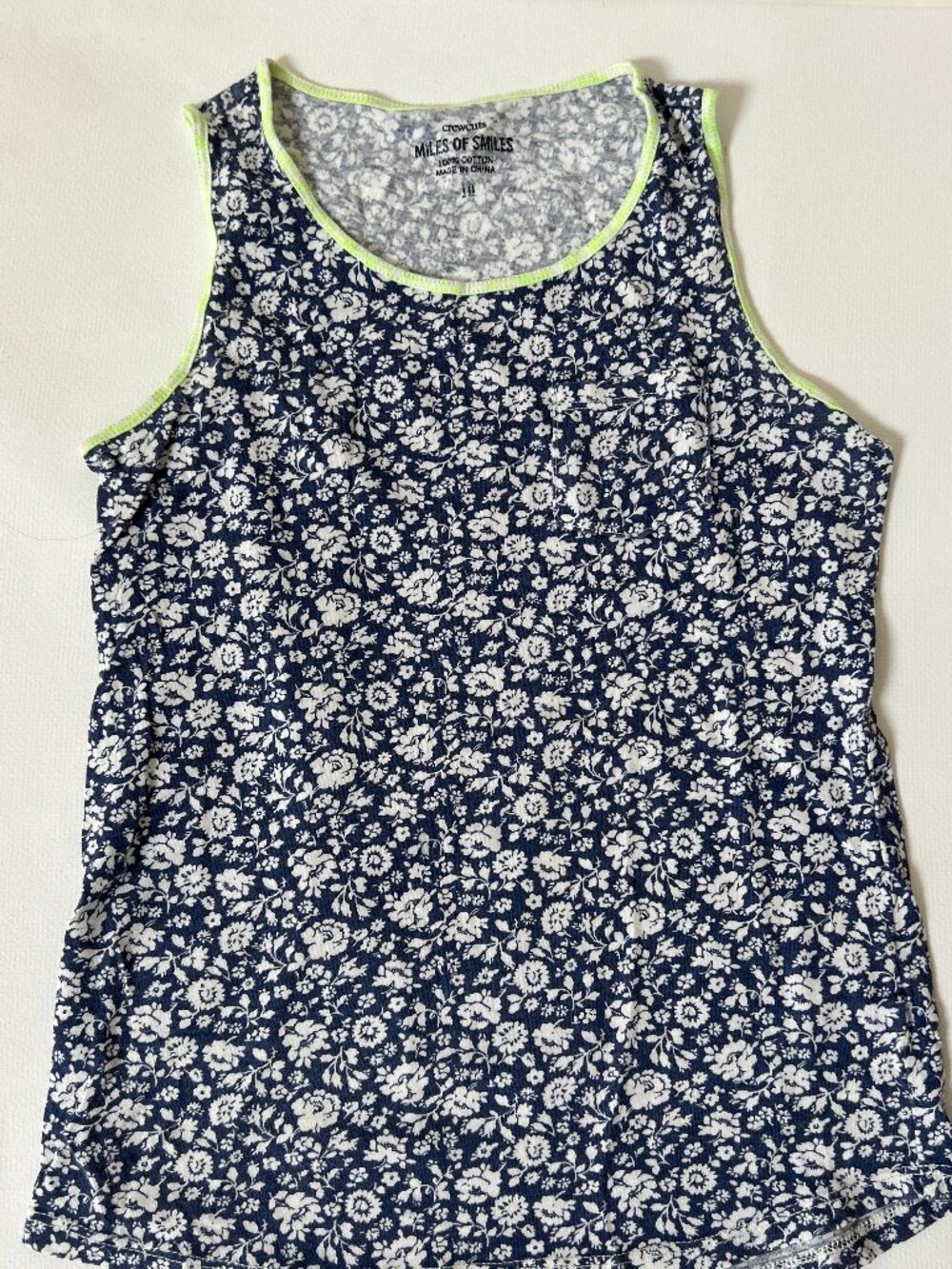 J. CREW CREWCUTS GIRLS BLUE & WHITE FLORAL TOP SIZE 10